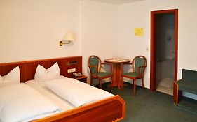 Landgasthof mit Gästezimmer Frohe Einkehr
