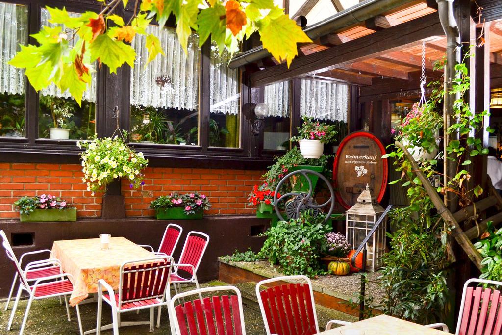 Landgasthof mit Gästezimmer Frohe Einkehr Merzhausen Exterior foto